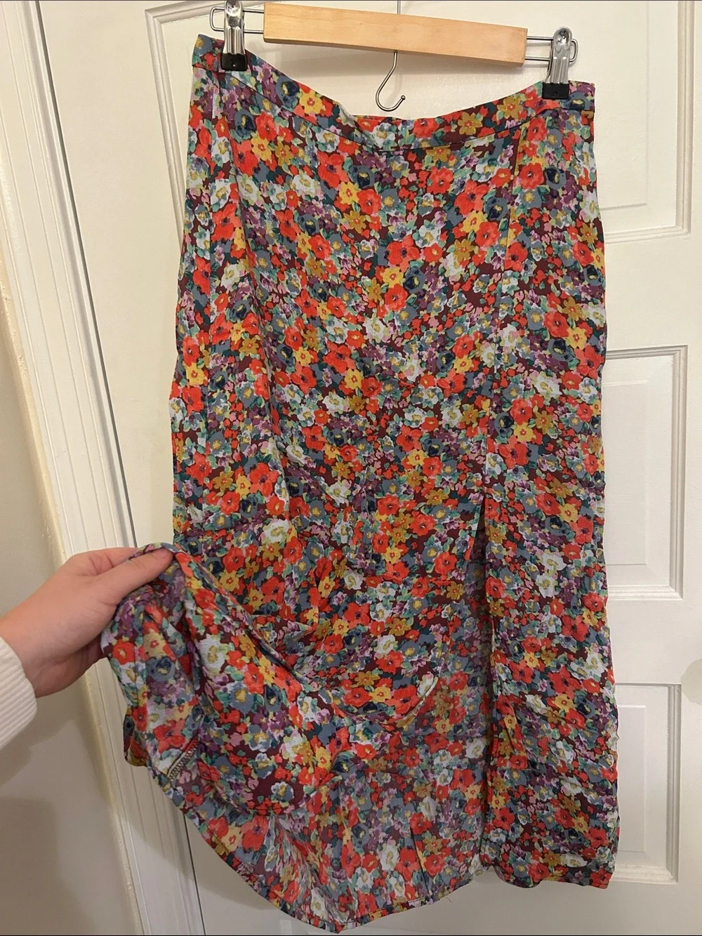 H&M Floral Crepe Midi Skirt Red Purple Blue with Slit